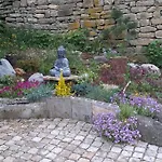 Semesterbostad River Garden *