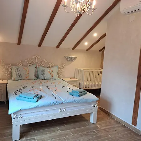 River Garden בית נופש