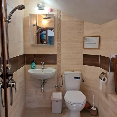 Nyaraló River Garden