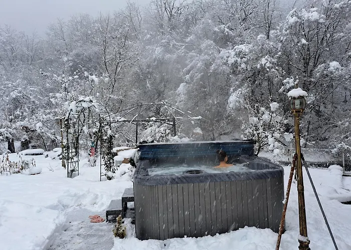 River Garden בית נופש